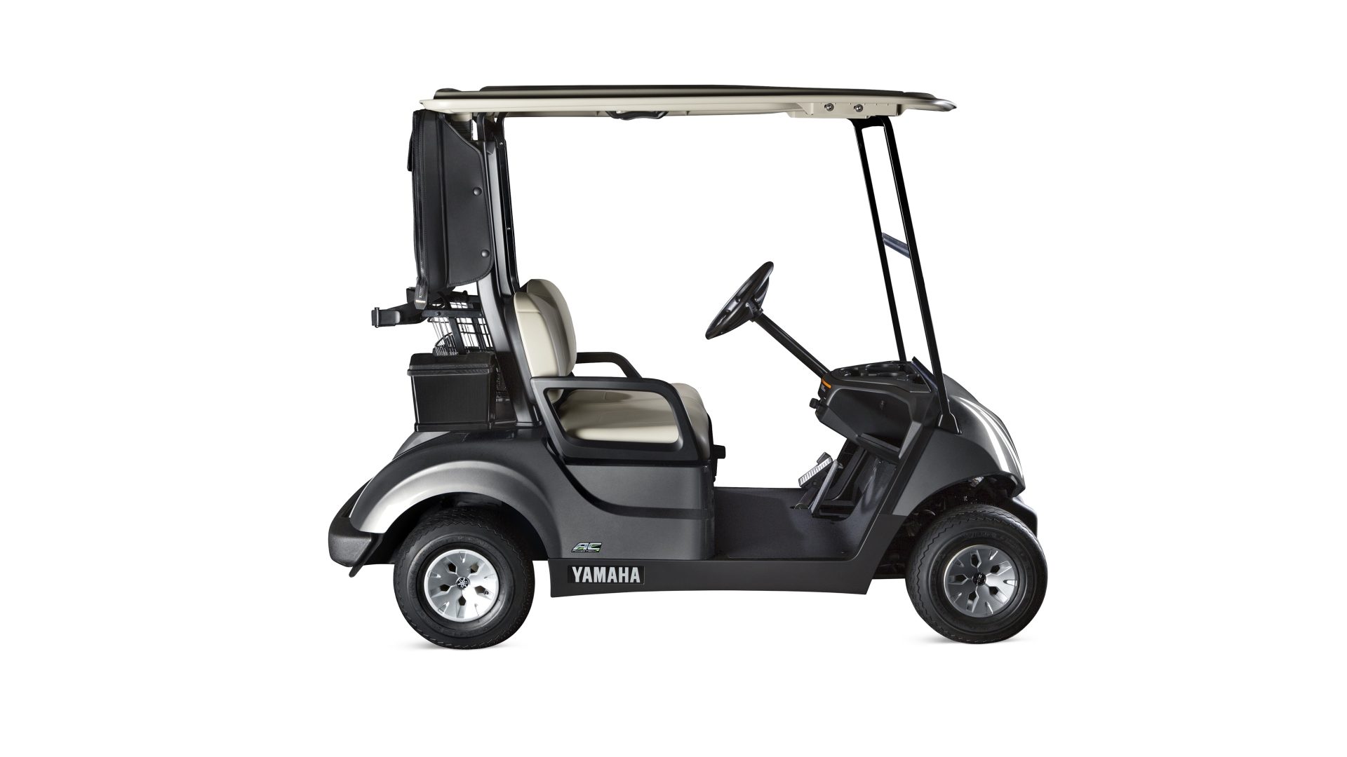 Golfwagen auf dem Golfplatz